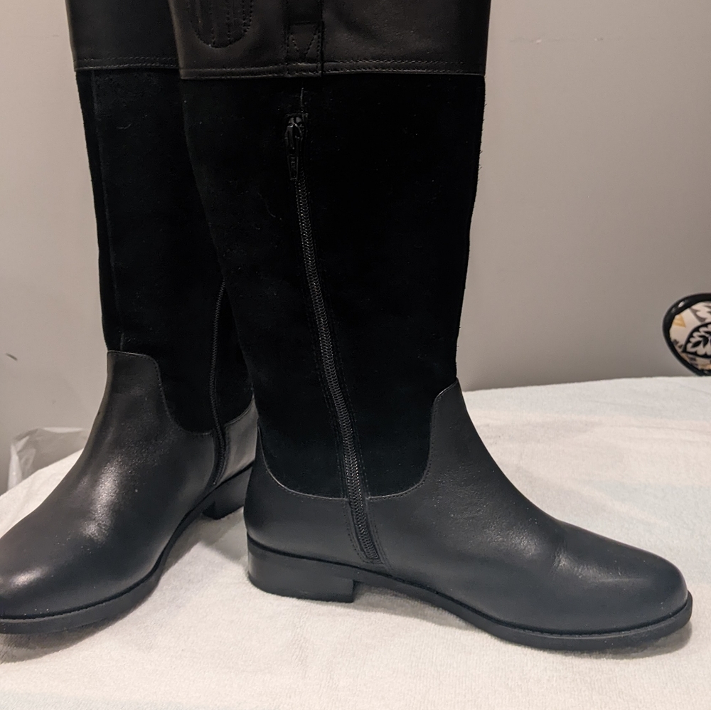 Women's Vionic "Downing Riding Boot".   Weather Resistant.